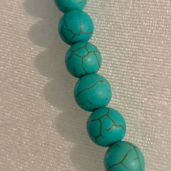 Turquoise Howlite Necklace Set NWOT - Picture 9 of 10